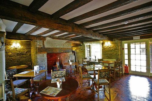 The Three Cocks Coaching Inn Glasbury Exterior foto